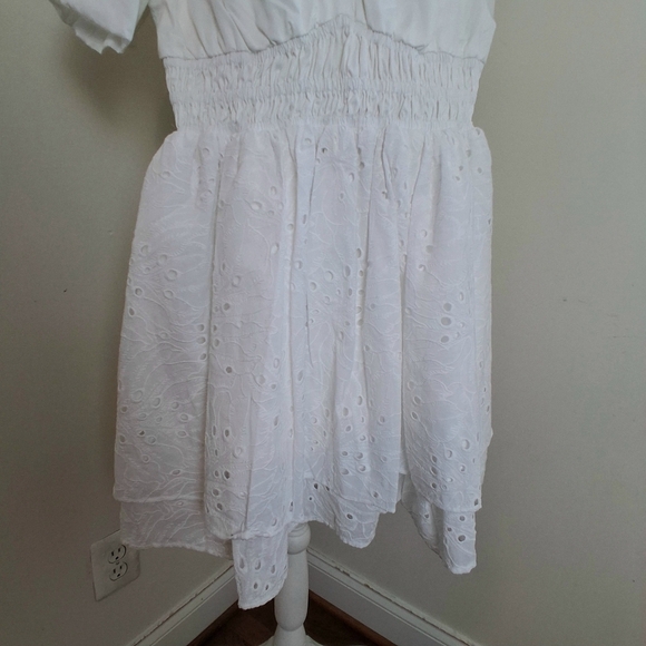 Lilly Pulitzer Axelle Eyelet White Romper Size 10 NWT - Picture 4 of 11